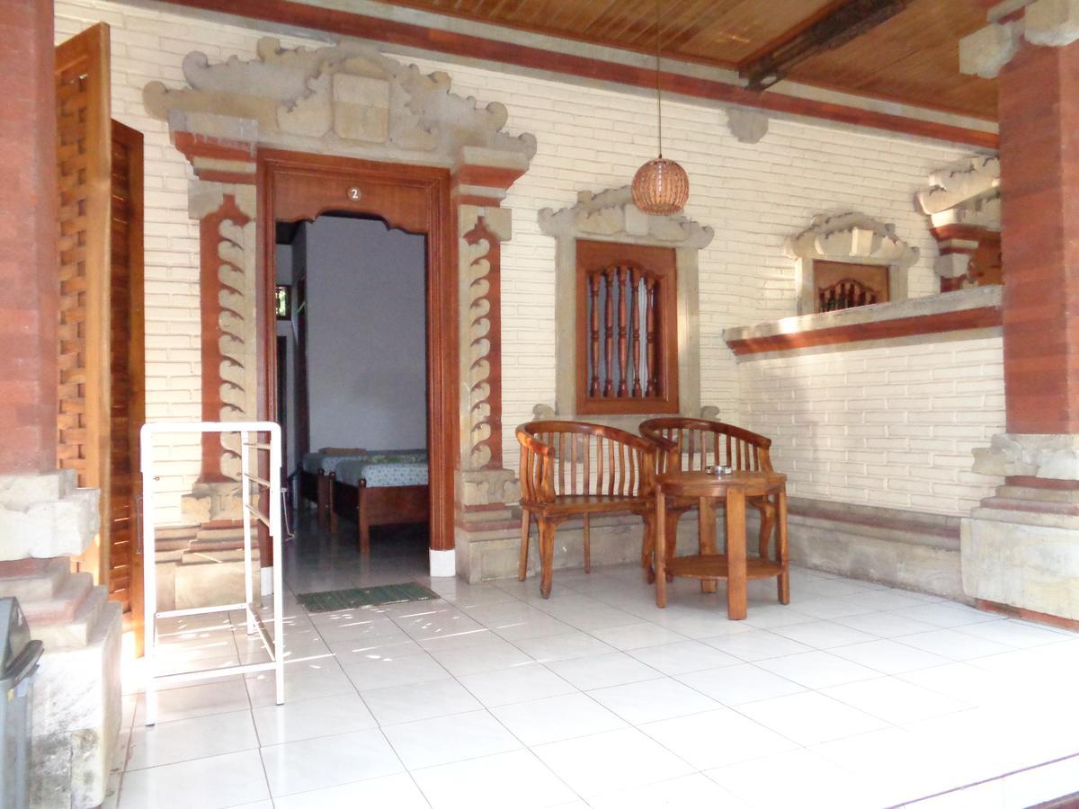 Yulia 1 Bed & Breakfast Sanur Exterior foto