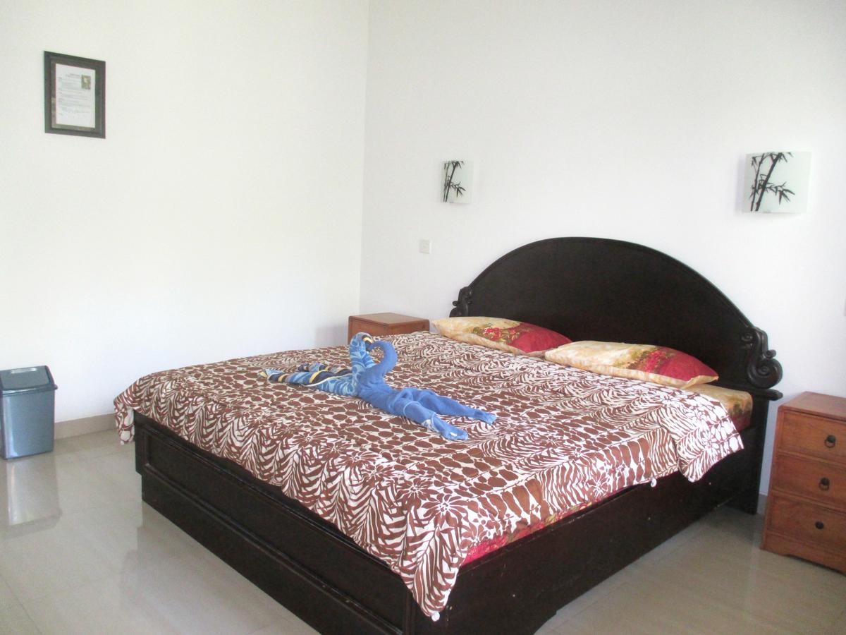 Yulia 1 Bed & Breakfast Sanur Exterior foto
