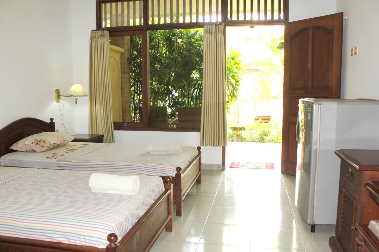 Yulia 1 Bed & Breakfast Sanur Exterior foto
