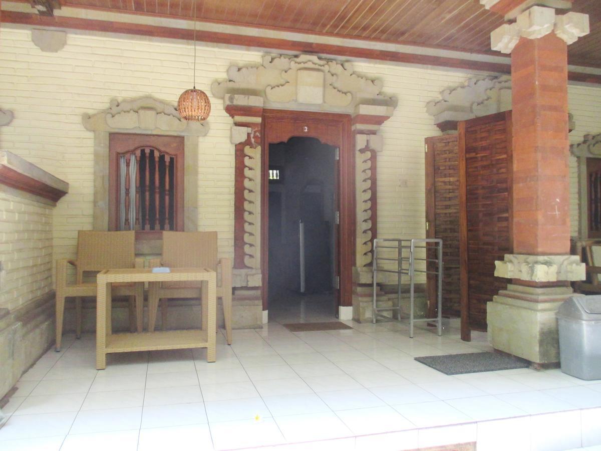 Yulia 1 Bed & Breakfast Sanur Exterior foto