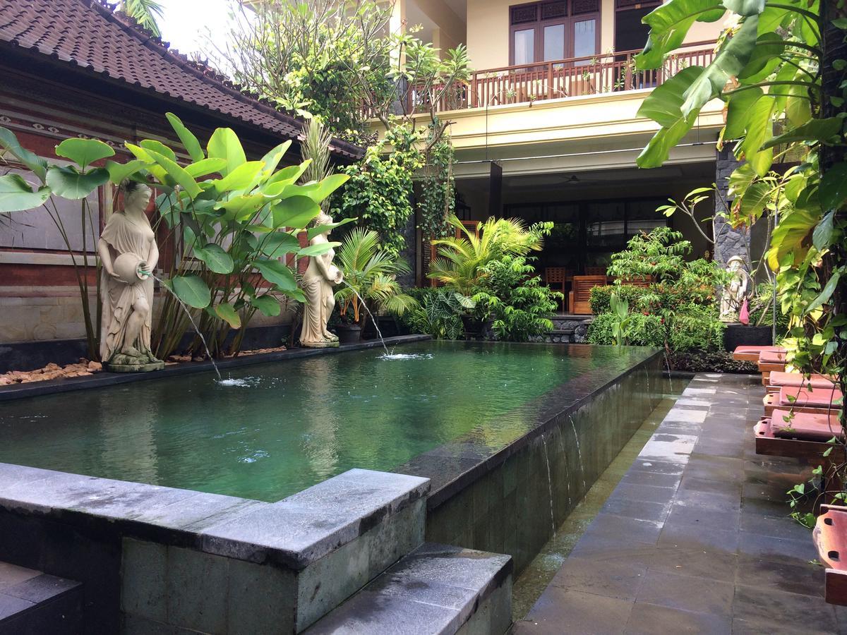 Yulia 1 Bed & Breakfast Sanur Exterior foto